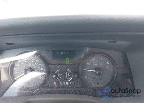 2008 Mercury Grand Marquis Ls z USA, uszkodzony, nr VIN 2MEHM75V98X612231